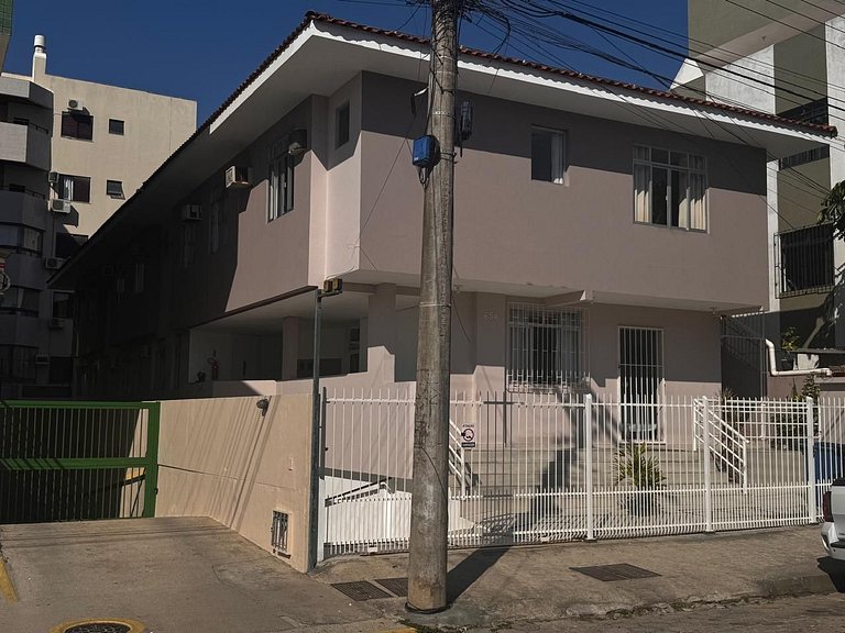 Departamento equipado a solo 50 mts del mar